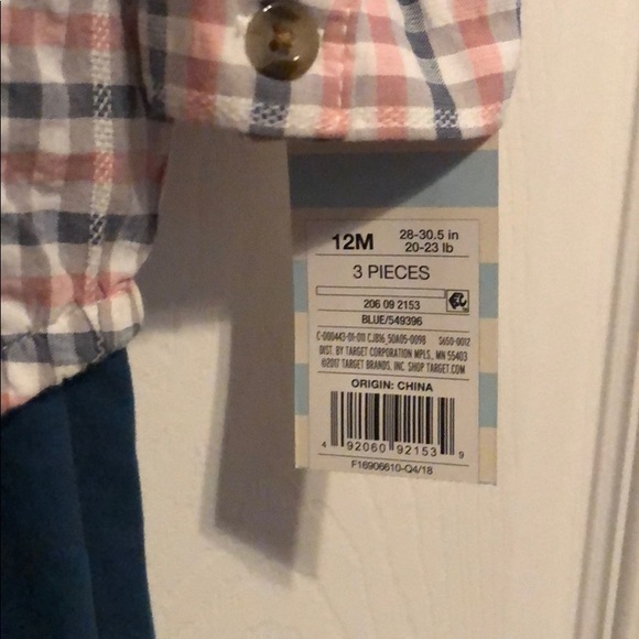 Cat & Jack 12 Month Plaid Bow Tie Easter Outfit - Picture 6 of 6